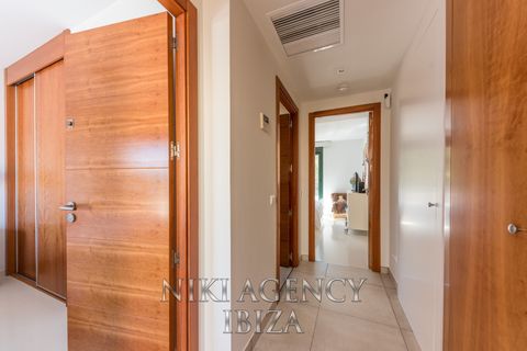 Villa a Cala Tarida, Ibiza, Cala Tarida - € 795.000 | Ref: CVE074 - foto 18